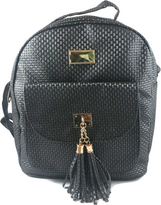 

Ferishta Women Casual Black Rexine Sling Bag