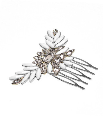 

Young & Forever Verona Triangle Hair Clip Hair Pins Fashionable Hair Accessory Hair Clip(Silver)