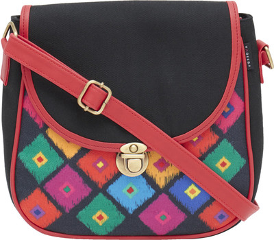 

Haqeeba Women Casual Black Canvas Sling Bag