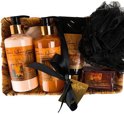 

Camille Beckman Essentials Gift Basket, Tuscan Honey, Glycerine Hand Therapy 6 Oz, Silky Body Cream 13 Oz, Hand And Shower Cleansing Gel 13 Oz, Glycerine Soap 3.5 Oz(177.44 ml)