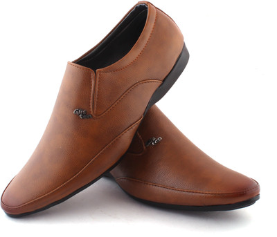 

AORFEO Slip On For Men(Brown, Tan