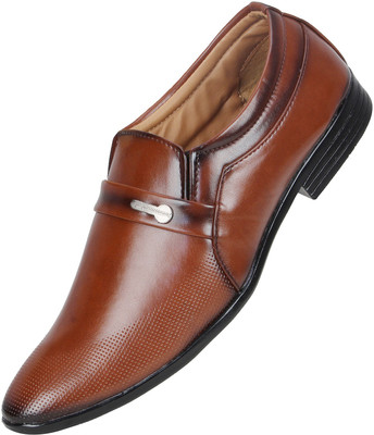 

Emosis BurnishedÃÂÃÂ Slip On For Men(Tan