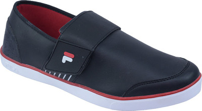 

Fila FILA MEN BLACK CASUAL VELCRO SNEAKERS ROCK IN II Casuals For Men(Black