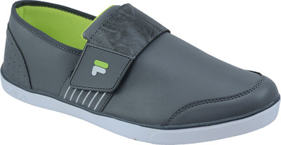 

Fila FILA MEN GREY CASUAL VELCRO SNEAKERS ROCK IN II Slip On Sneakers For Men(Grey