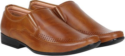 

Kraasa Slip On For Men(Tan