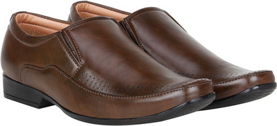

Kraasa Slip On For Men(Brown