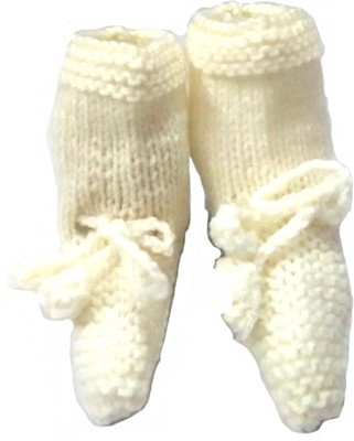 

FCSS Booties(Toe to Heel Length - 7 cm White)