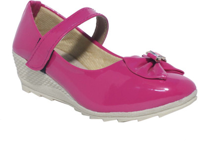 

Leatherwood1 Girls Velcro Heels(Pink