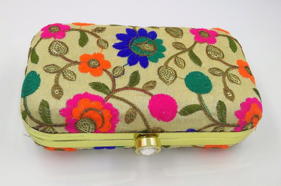 

Annita Casual, Party Multicolor Clutch