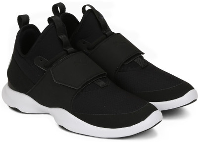 

Puma Boys & Girls Lace Running Shoes(Black, Puma black-puma silver