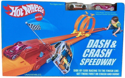 

Hot Wheels DASH & CRASH SPEED WAY TRACK SET(Multicolor)