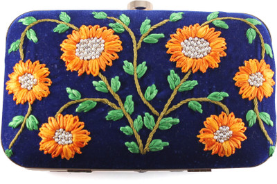 

PriyaRose Party Blue Clutch
