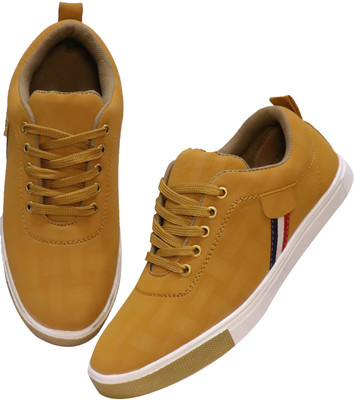 

MOU Zar Check Sneakers Casuals For Men(Tan, White