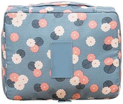

DishGo Di-11 Travel Toiletry Kit(Multicolor)