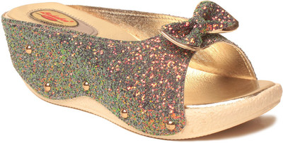 MSC Women Green Wedges
