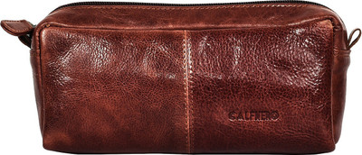 

Calfnero S-645 Travel Toiletry Kit(Brown)