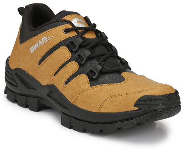 

SWAG ONN Longlasting Outdoor Hiking & Trekking Shoes For Men(Beige, Cream