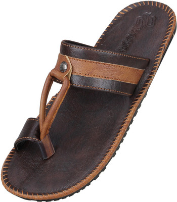 

Emosis Men Olive Casual