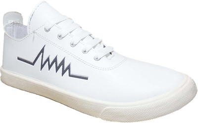 

JETTER Casuals For Men(White