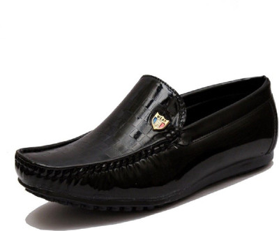 

AORFEO Leather Crafted X Loafers For Men(Black, Black