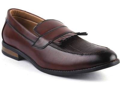 

AORFEO Leather crafted X Slip On For Men(Maroon