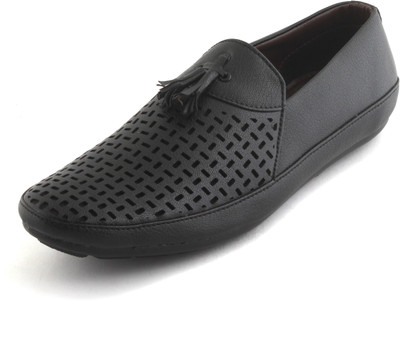 

REDFOOT Leather Formals Casuals For Men(Black