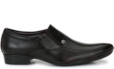 

AORFEO Leather crafted X Slip On For Men(Burgundy, Black