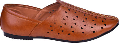 

Rjkart Jutis For Men(Tan