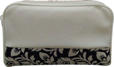 

JD Casual White Clutch