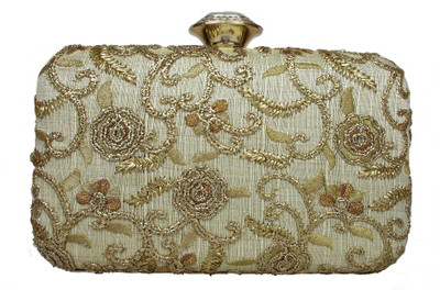 

Hyna design Casual, Party Gold Clutch