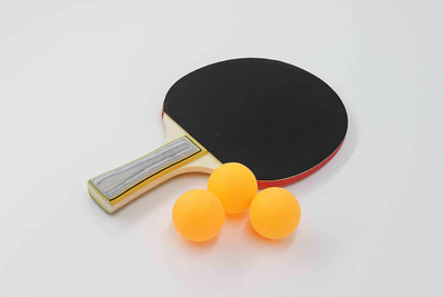 

QUINERGYS ® Table Tennis Paddle Bat Engineered for Ultimate Control and Precision with Functionaly and Structuraly Designed Bat Table Tennis Kit
