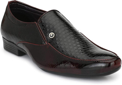 

AORFEO Leather crafted X Slip On For Men(Black, Burgundy