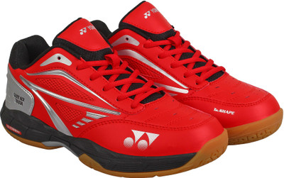 

Yonex COURT ACE TOUGH Badminton Shoes For Men(Red, Red/black/silver
