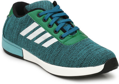 WHITE WALKERS Walking Shoes For Men(Green