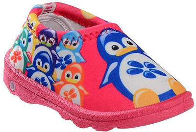 

Dayz Boys & Girls Slip on Walking Shoes(Pink, Pink;blue