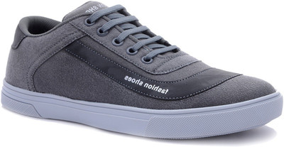 

Vogue Stack Sneakers For Men(Grey