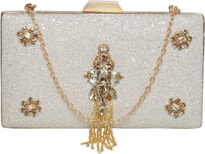 

TARUSA Casual White Clutch