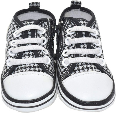 

Baby Bucket Boys Lace Sneakers(Black