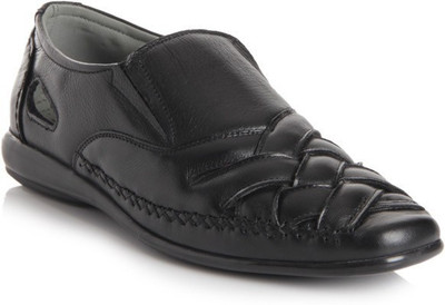 

Delize Men Black Clogs