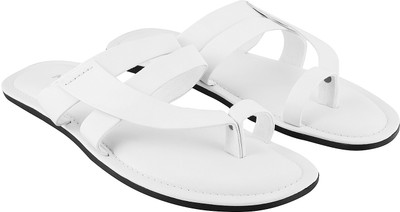 

Mochi Men 16,White Flats