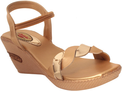 MSC Women Gold Wedges