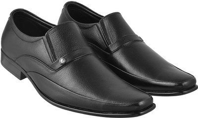 

Metro Awesome Slip On For Men(Black, 11;black