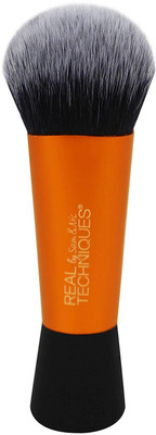 

Real Techniques Mini Expert Face Brush(Pack of 1)
