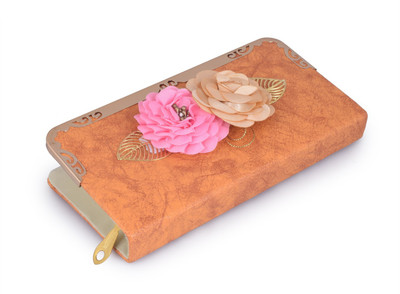 

Anand Suit Collection Party Brown Clutch