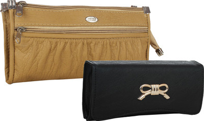 

Fillincart Casual, Formal, Party Beige, Black Clutch