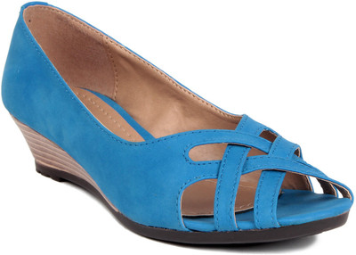 

MSC Women Blue Wedges