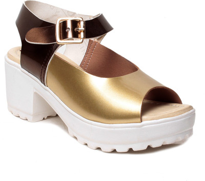 

MSC Women White Heels