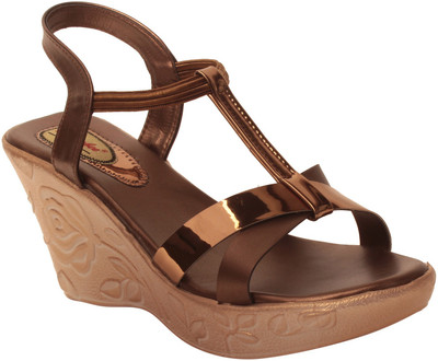 

MSC Women Copper Wedges