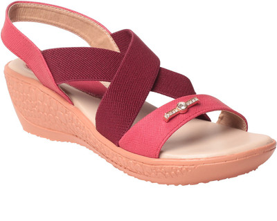 

MSC Women Pink Wedges