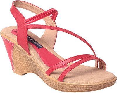 

MSC Women Red Wedges